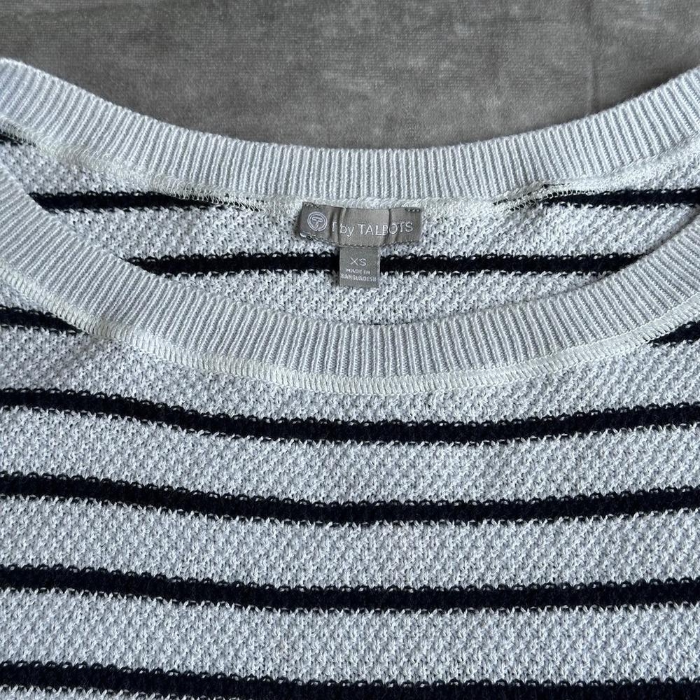 T by Talbots Sweater Womens XS Blue White Striped Colorblock Knit Pullover - Picture 4 of 11